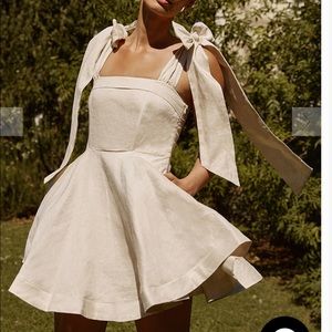 DISSH AISLE PEARL LINEN BOW MINI DRESS SIZE 4